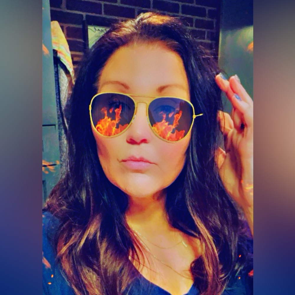 Meet your Posher, Amy